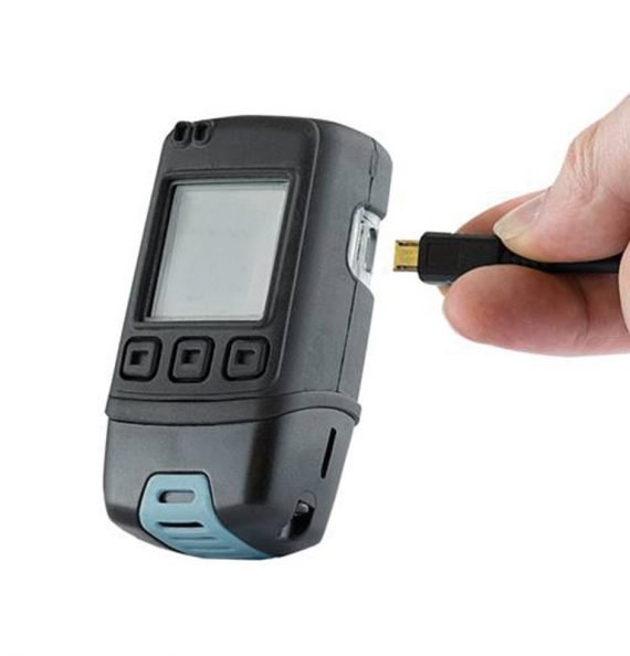 USB-湿度和临时数据记录器-A15-MT-DLU  -  +  -  2